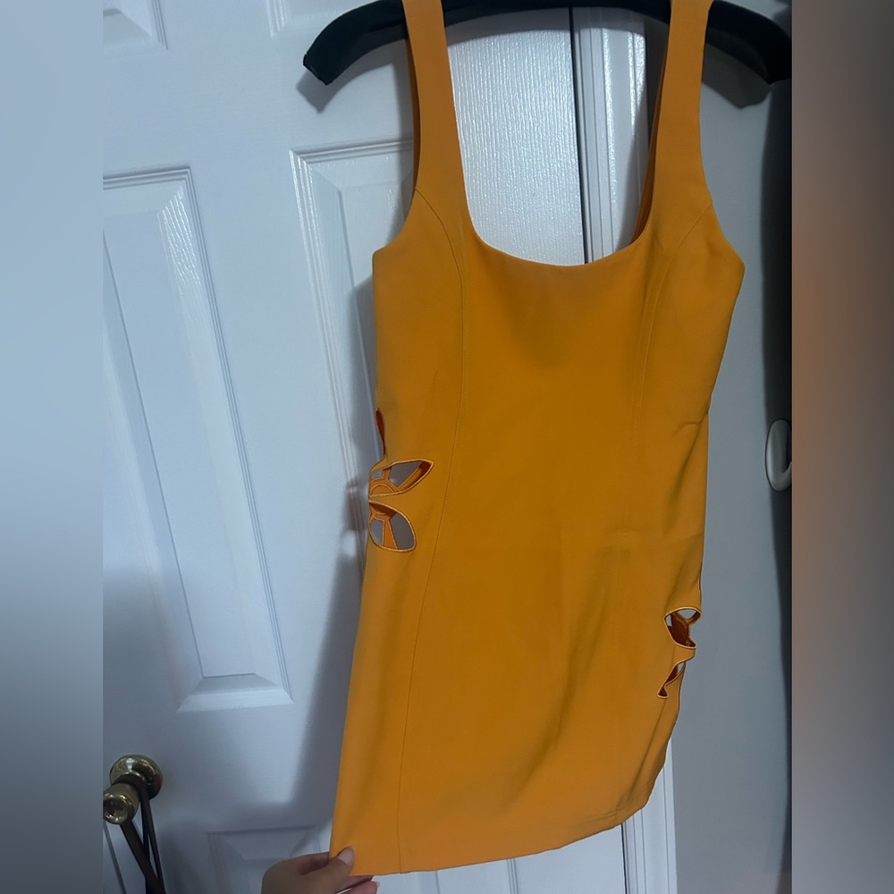 Rumored brand super cute summer dress 🌞